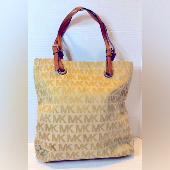 MICHAEL KORS Jet Set Tote Bag, EUC - Picture 1 of 10